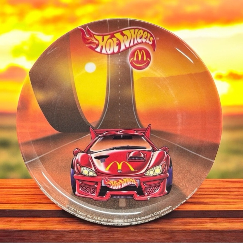 Vintage 2001 Mattel Hot Wheels McDonald's Melamine 8" Plate Dish Dinnerware
